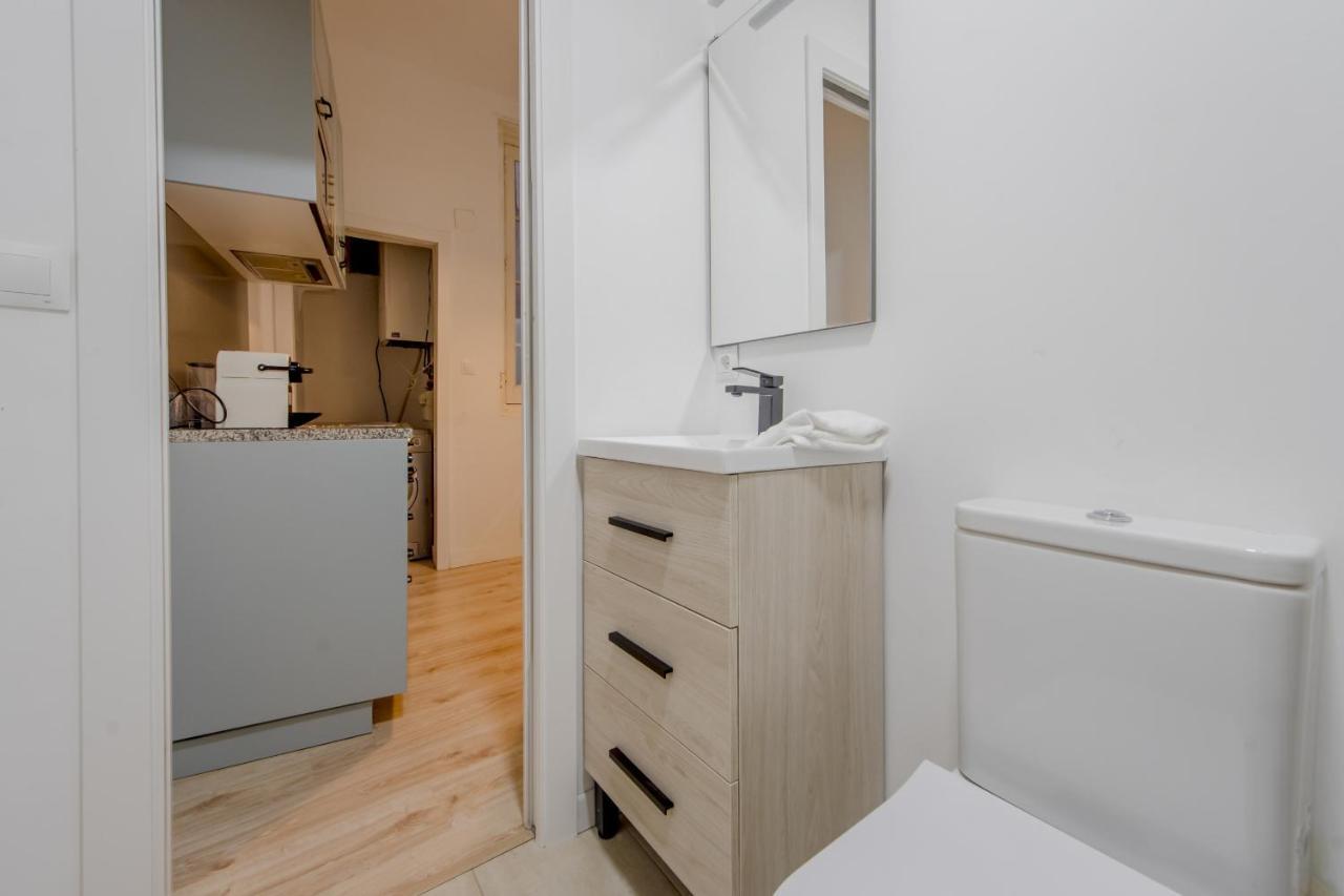 Premium Apt Para 9P En C/Olmo - Centro De Madrid Buitenkant foto