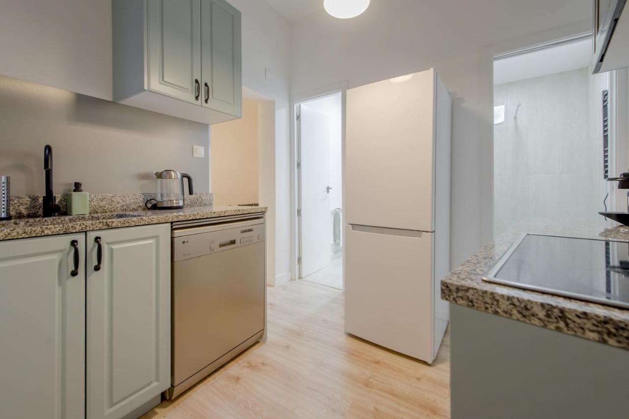 Premium Apt Para 9P En C/Olmo - Centro De Madrid Buitenkant foto