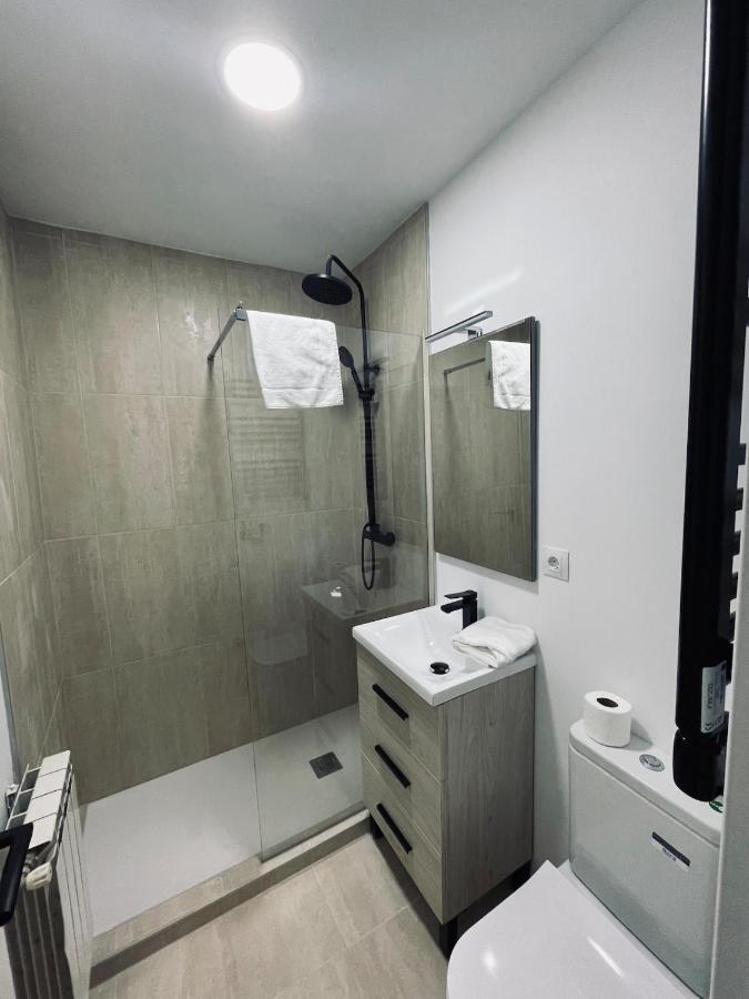 Premium Apt Para 9P En C/Olmo - Centro De Madrid Buitenkant foto