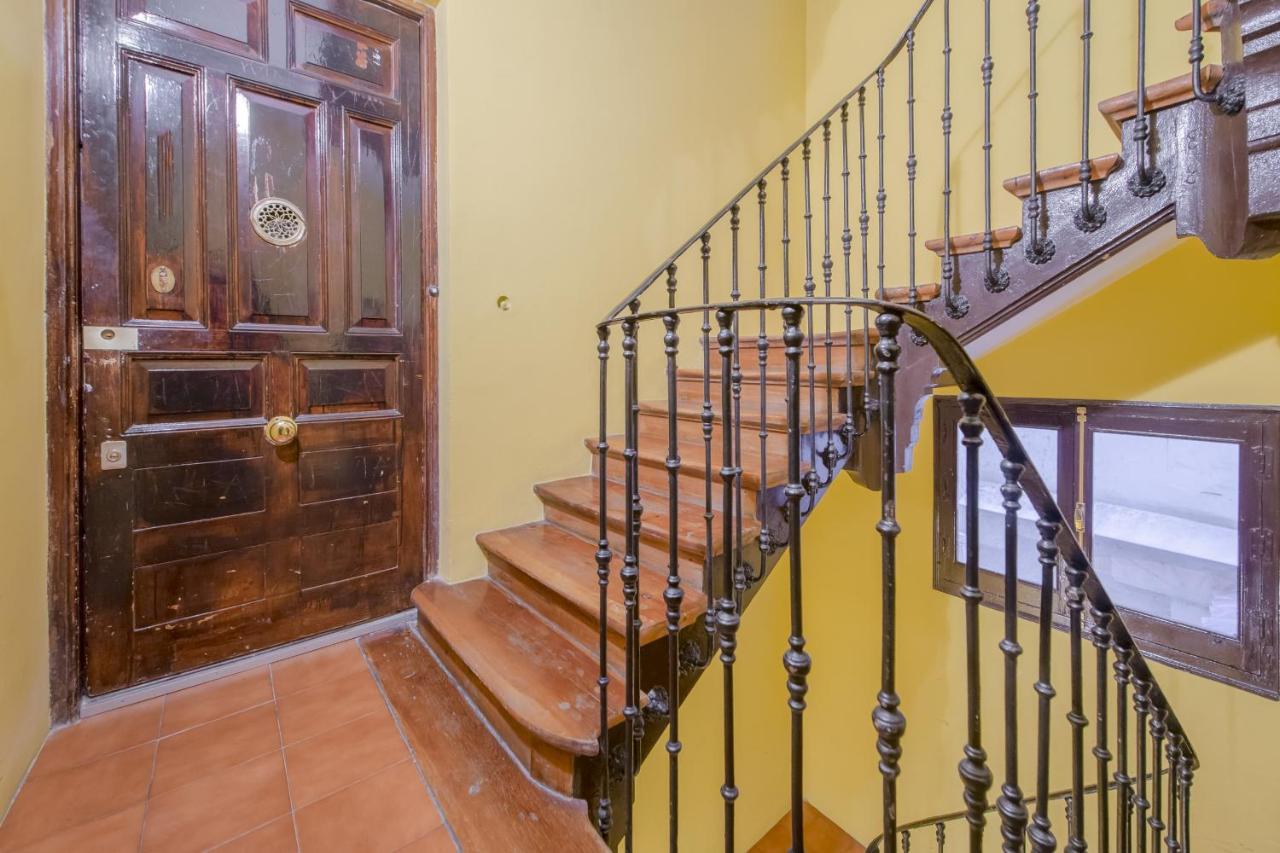 Premium Apt Para 9P En C/Olmo - Centro De Madrid Buitenkant foto