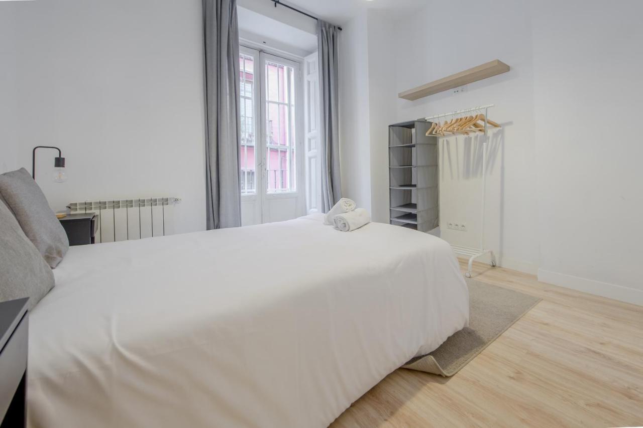 Premium Apt Para 9P En C/Olmo - Centro De Madrid Buitenkant foto